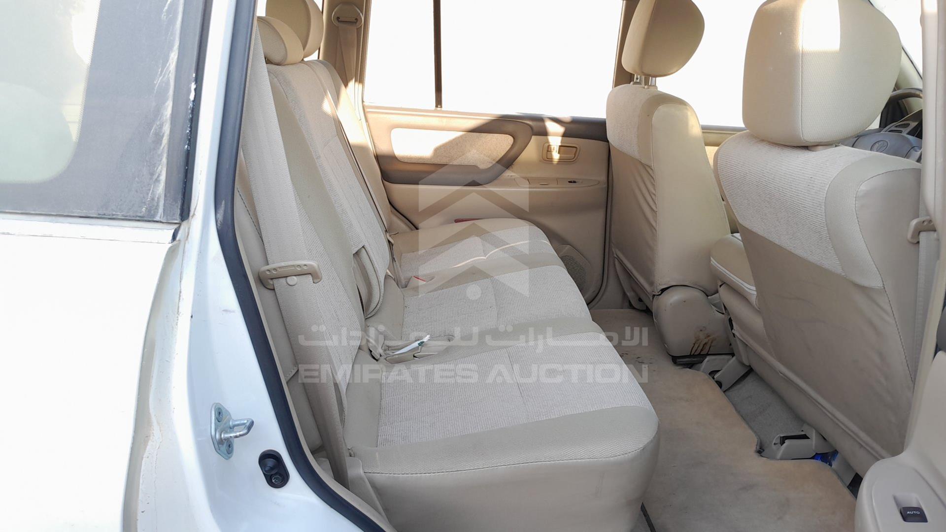 2007 TOYOTA LAND CRUISER VIN: JTGHJ09J377006875