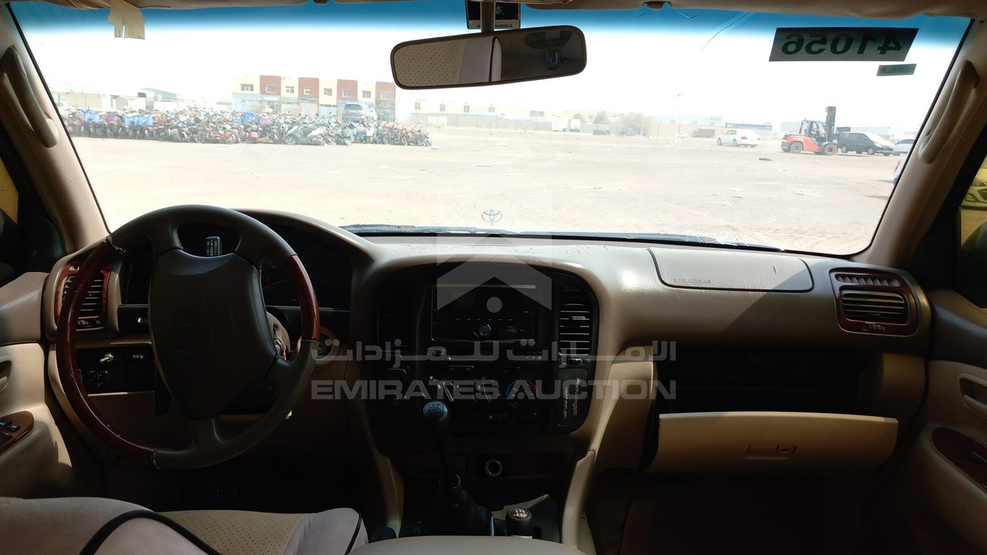 2000 TOYOTA LAND CRUISER VIN: JT3HJ09J1Y0025212