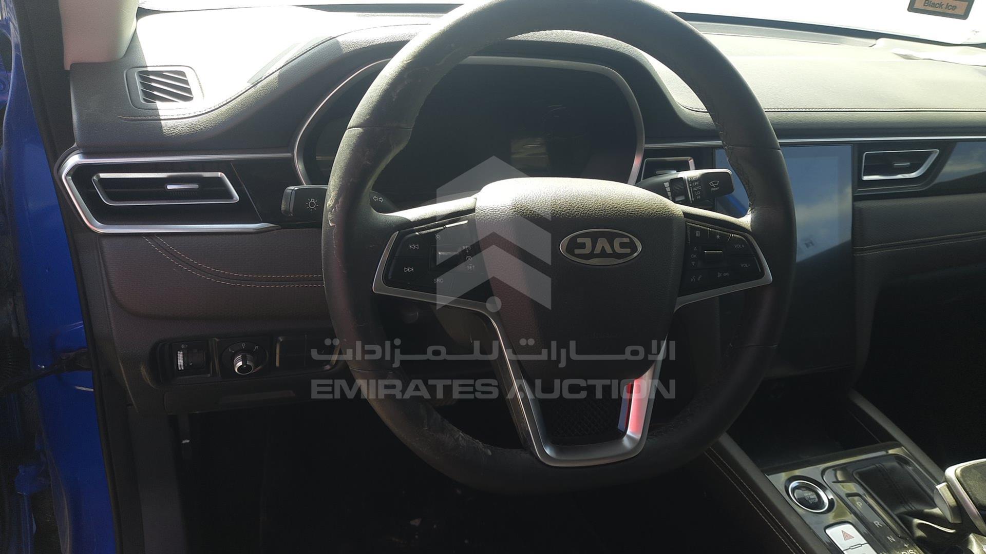 2023 JAC J7 VIN: LJ12FKT33P4014689