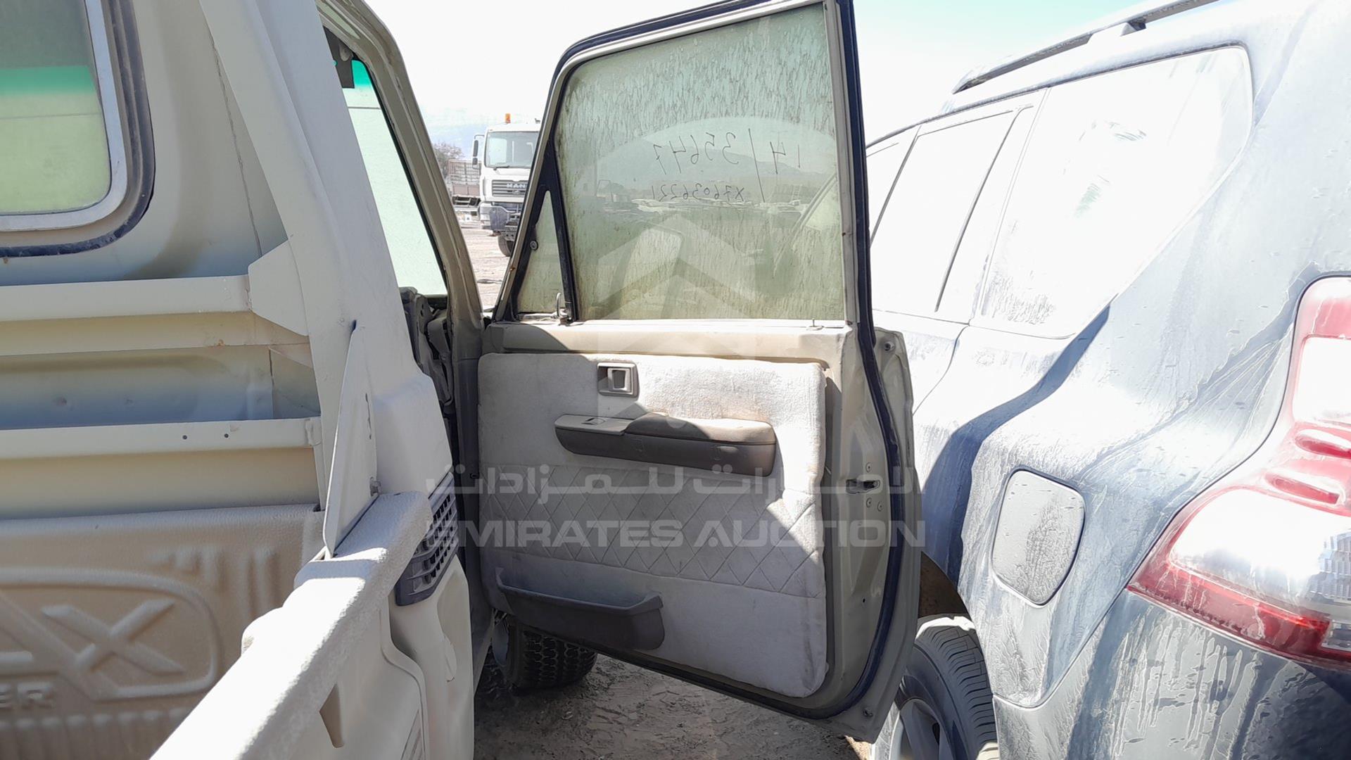 2007 TOYOTA LAND CRUISER VIN: JTFLJ73JX76036221