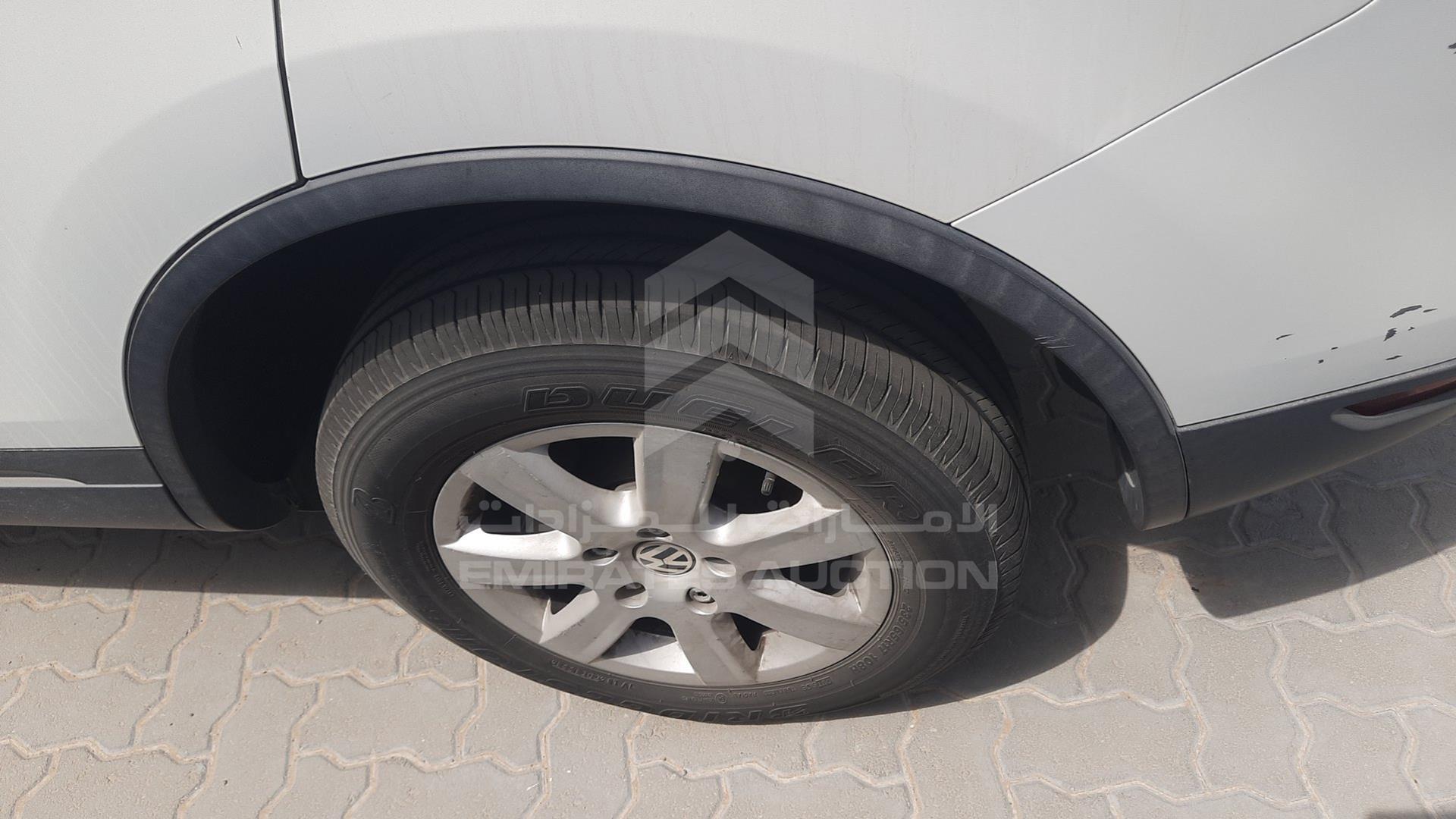 2013 VOLKSWAGEN TOUAREG VIN: WVGBC2BP0DD000306