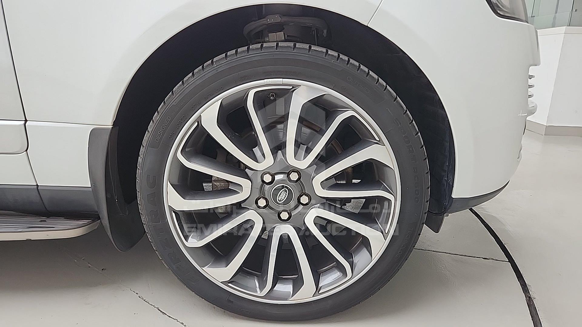 2016 RANGE ROVER VOGUE VIN: SALGA2DF3GA298871