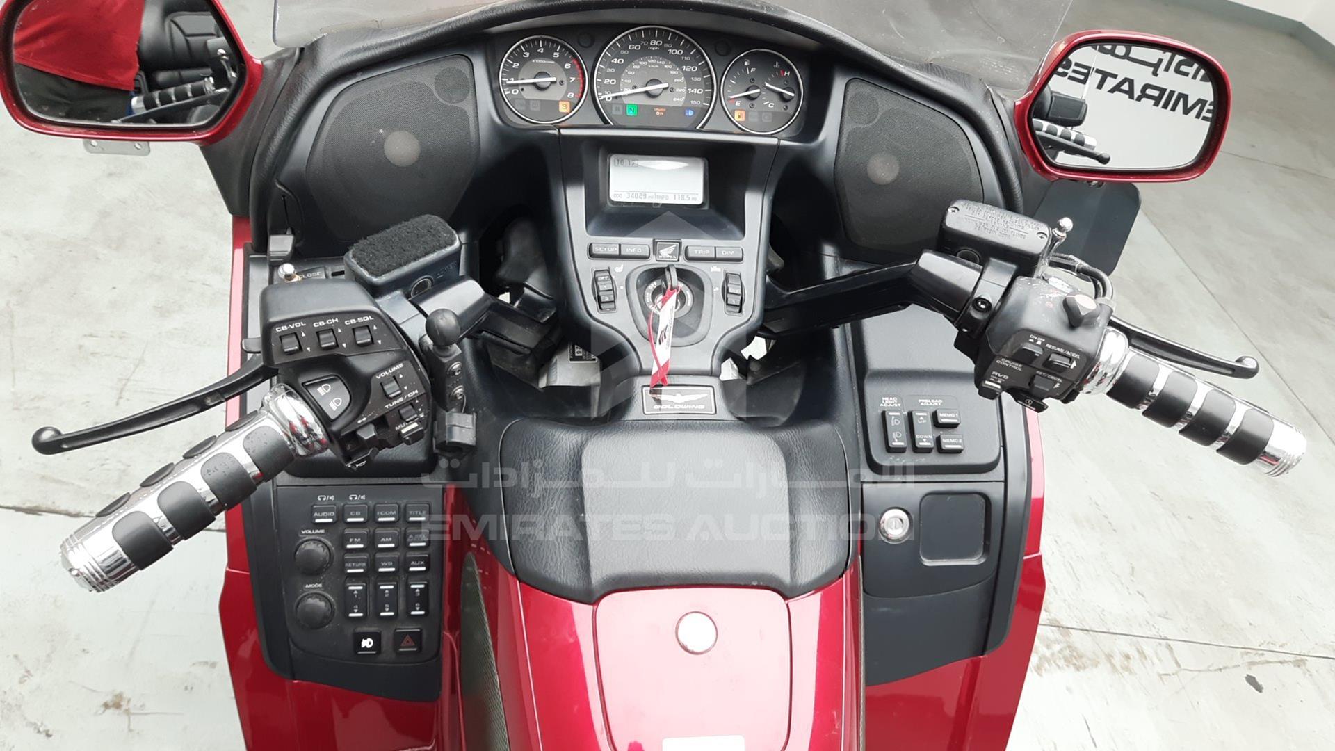 2016 HONDA GL 1800 VIN: JH2SC68G3GK401326