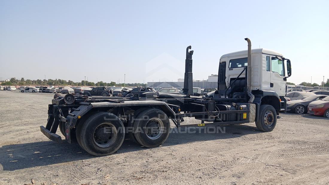2014 Man — Rear Right Angle — Photo 9