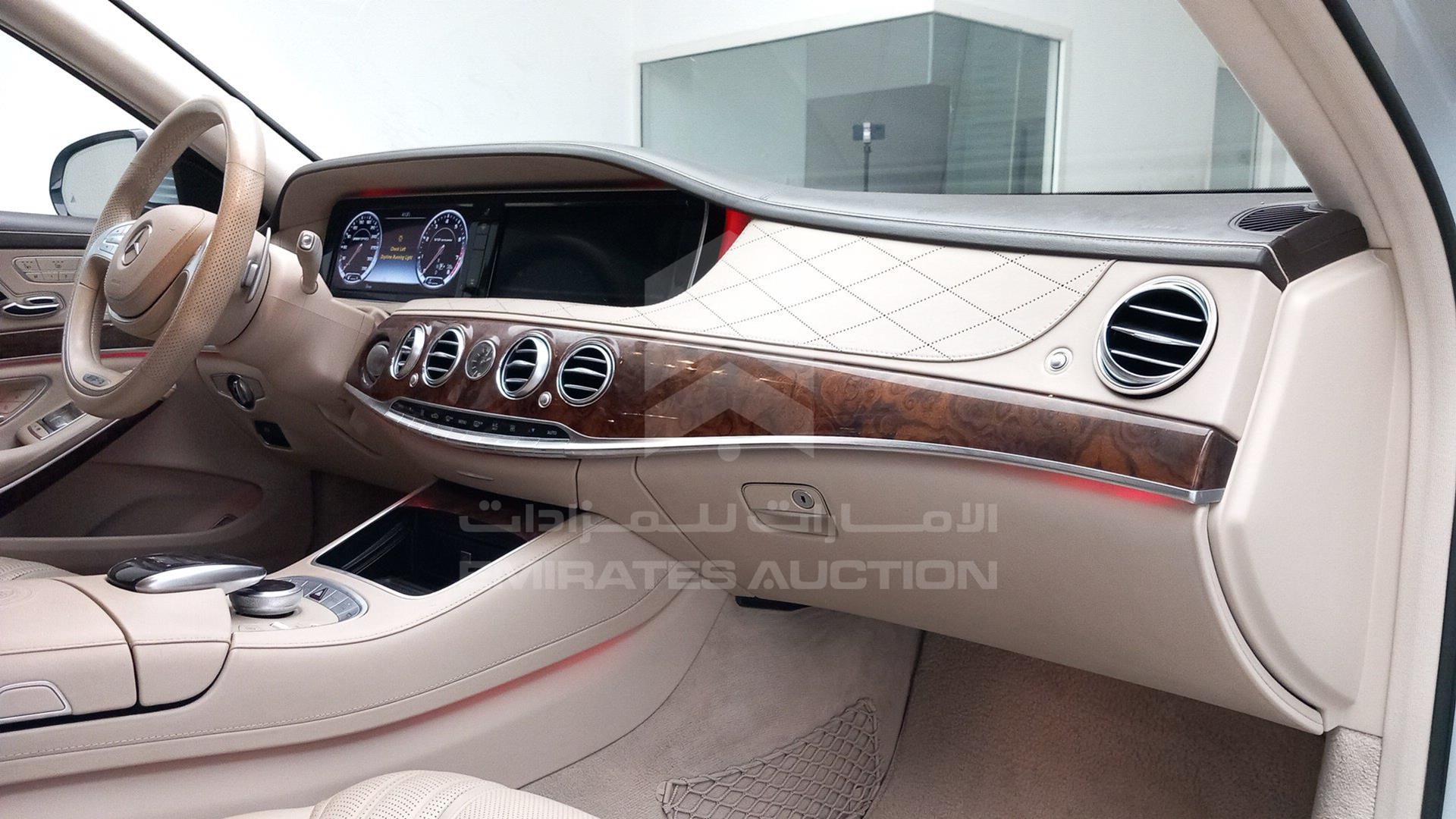 2015 MERCEDES S 63 AMG VIN: WDDUG7JB7FA074434