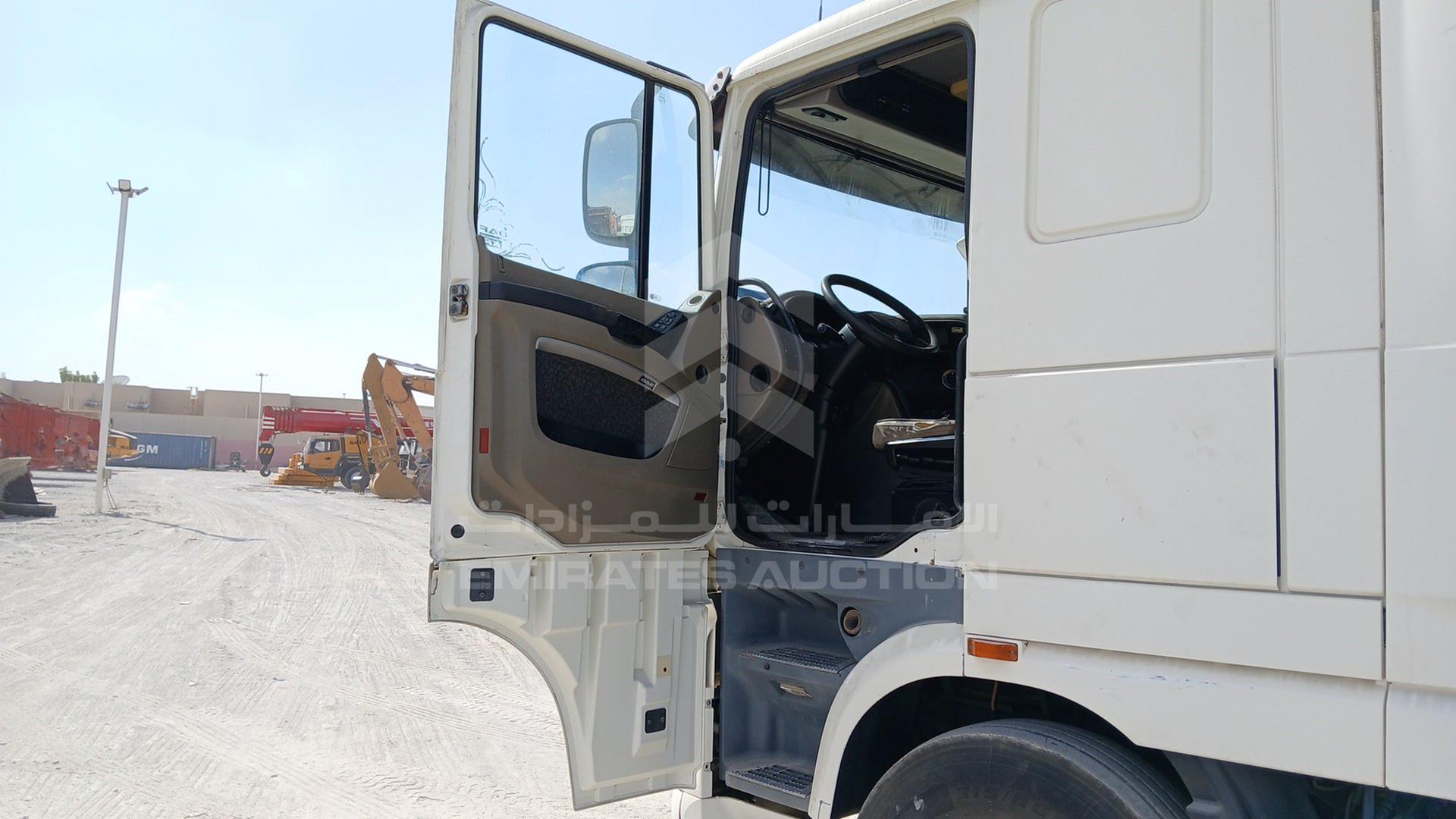 2008 DAF --- VIN: XLRTE47MS8E832211