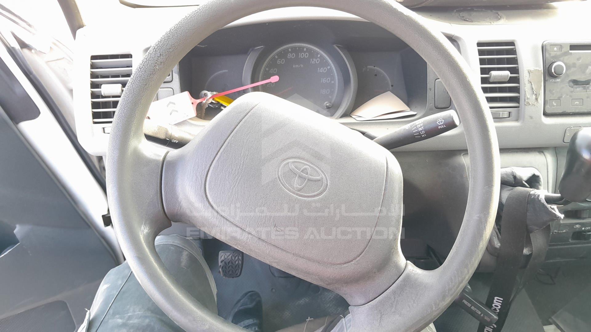 2011 TOYOTA HIACE VIN: JTFHX02P8B0056416