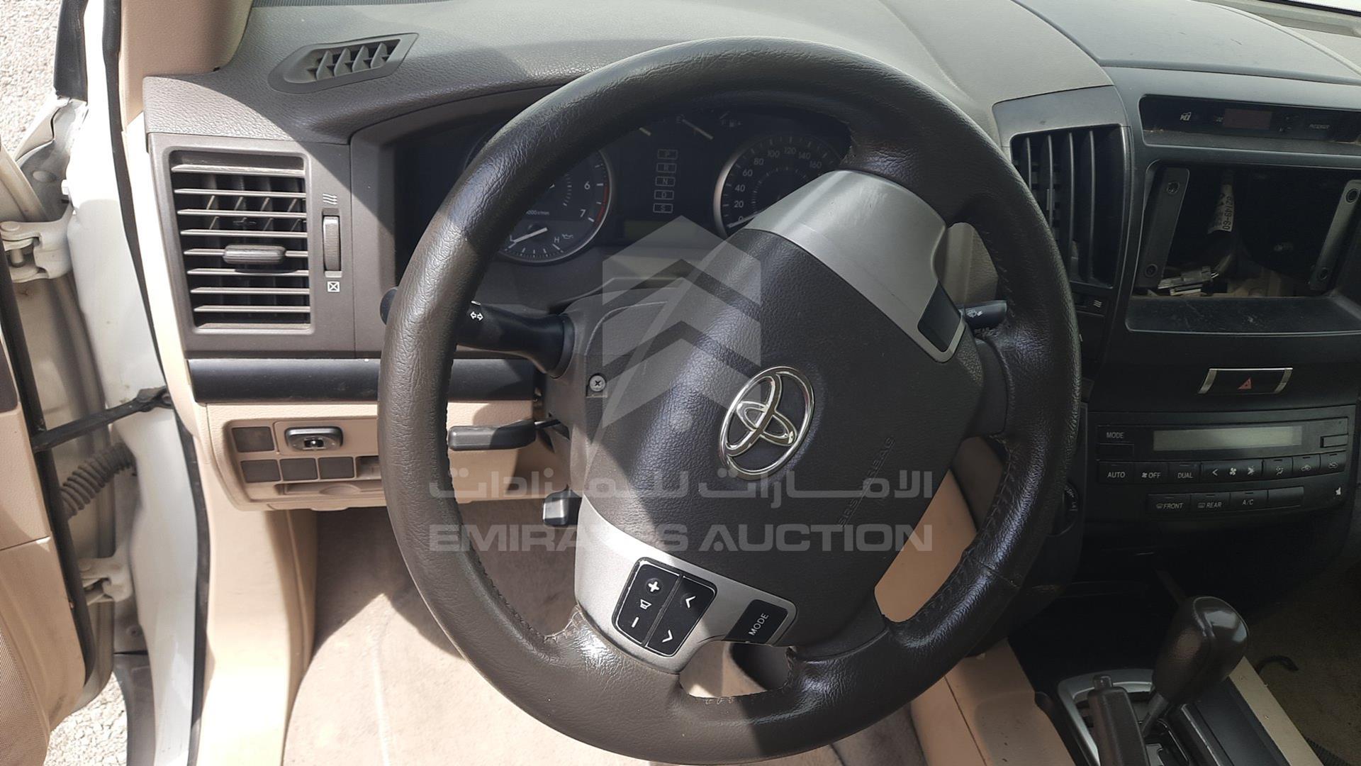 2013 TOYOTA LAND CRUISER VIN: JTMDU09J3D5072658