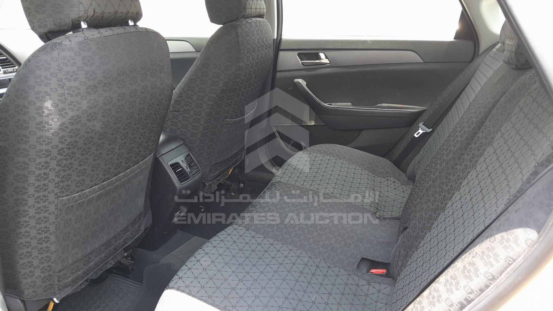 2019 HYUNDAI SONATA VIN: KMHE24133KA092956