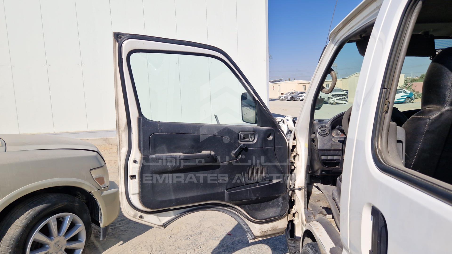 2012 NISSAN URVAN VIN: JN6AE52S2CX116469