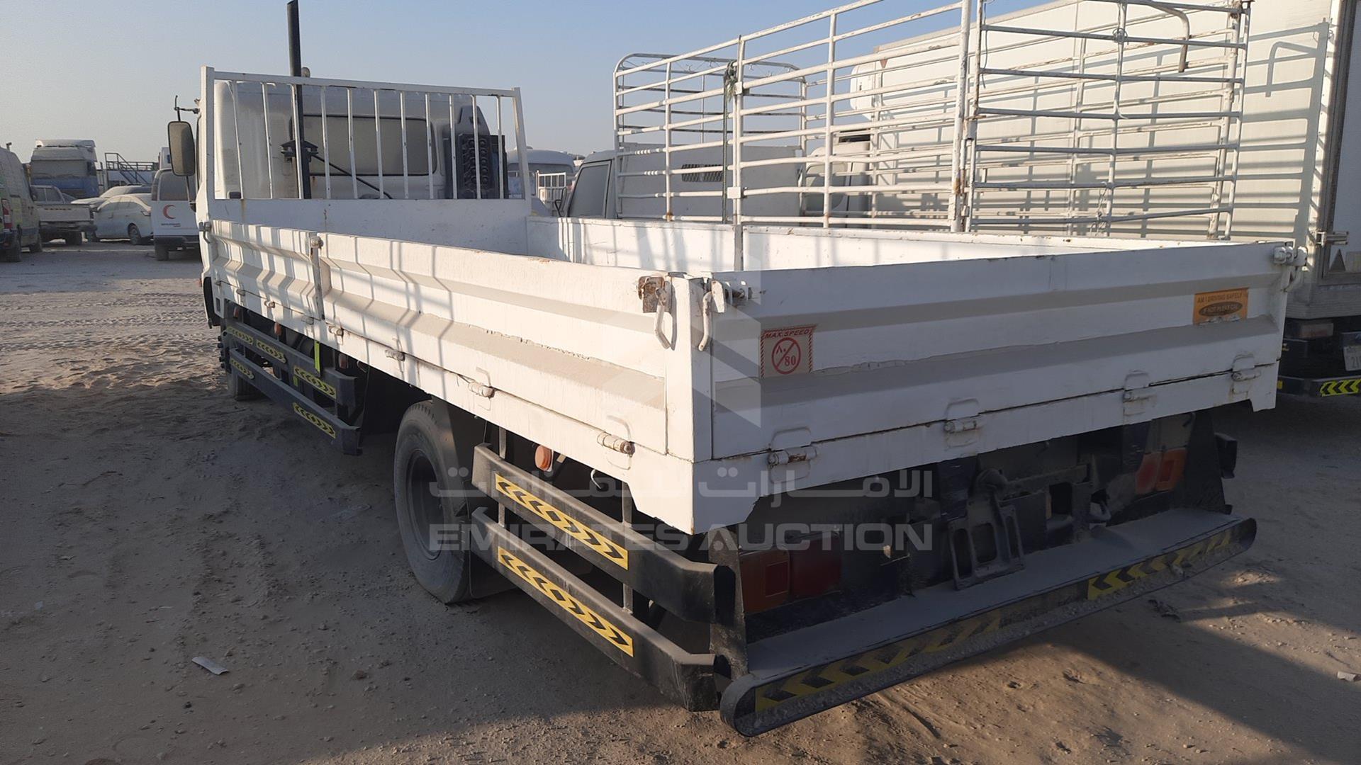 2005 HINO FD - TRUCK VIN: JHDFD1JL951S10545