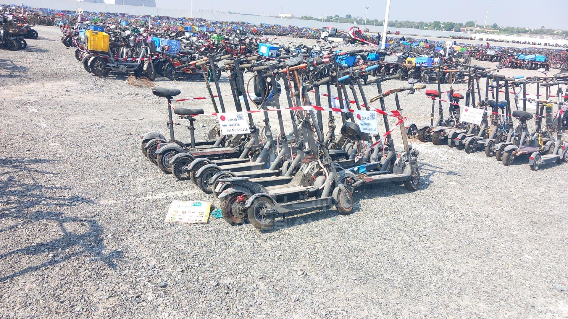 0 UNDEFINED 20 ELECTRIC SCOOTER VIN: F36V1000W22060172