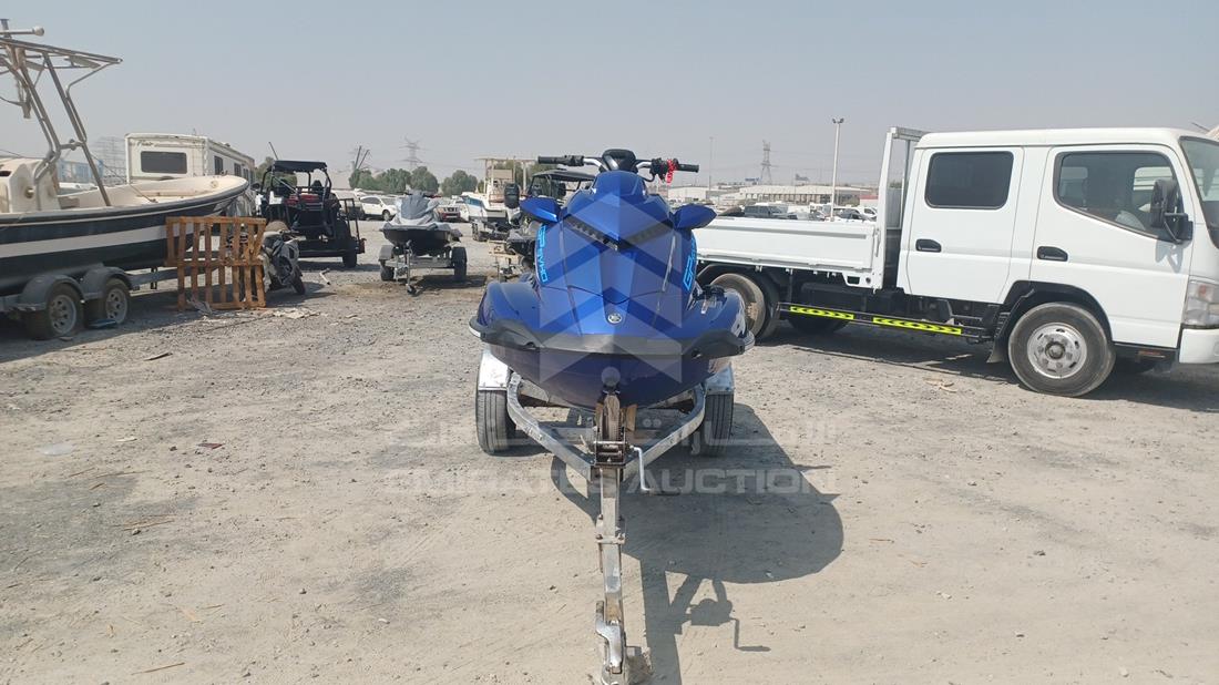 2024 Jet Ski + Trolley Yamaha 1800cc — Full Front View — Photo 1