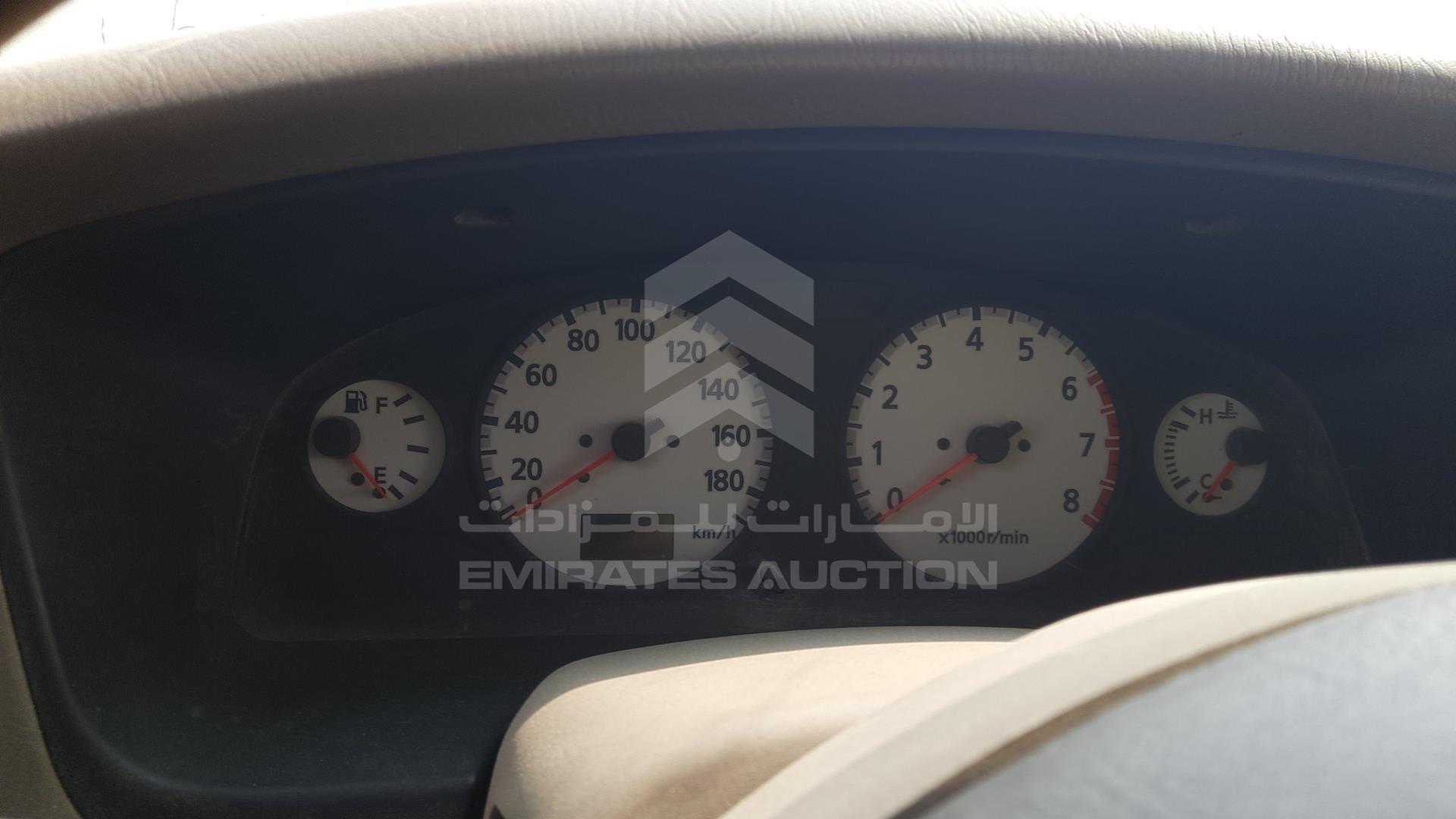 2001 NISSAN PATHFINDER VIN: JN8AR05Y41W513716