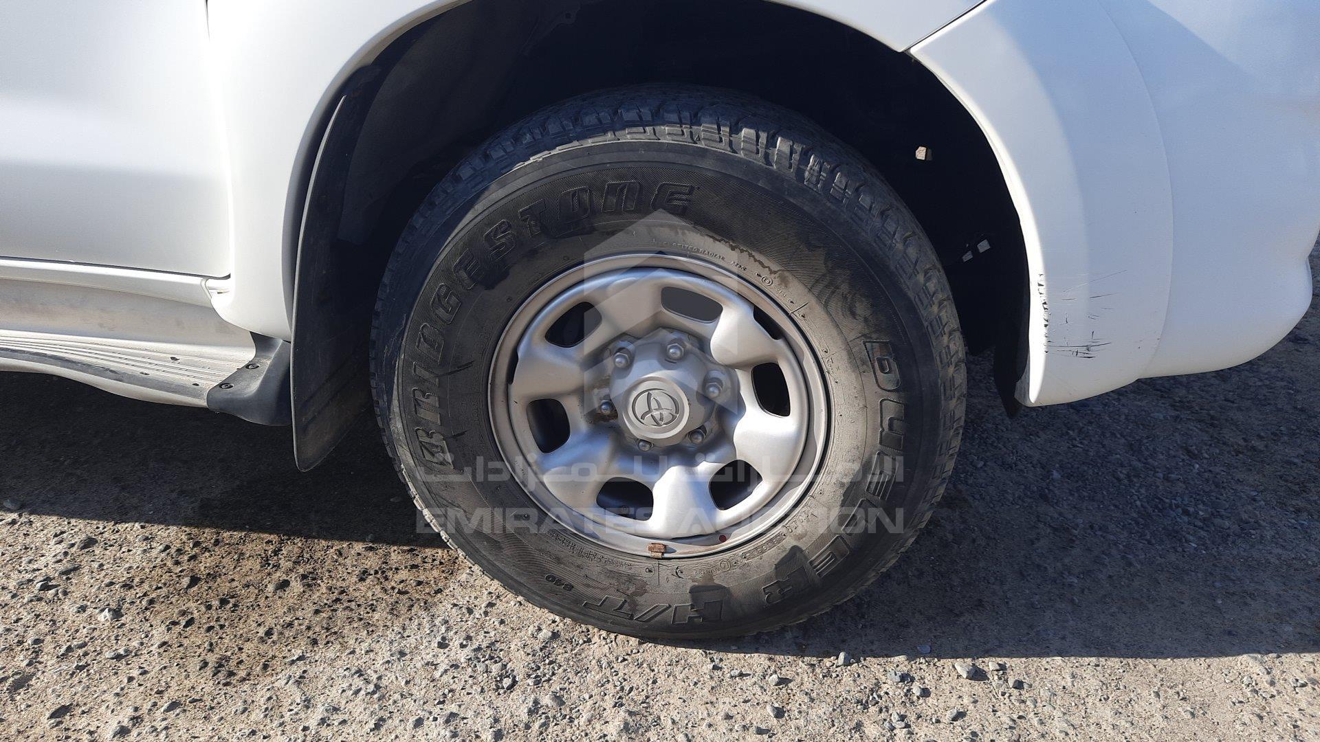 MR0FR22G3F0739265 - 2015 Toyota Hilux - #379000