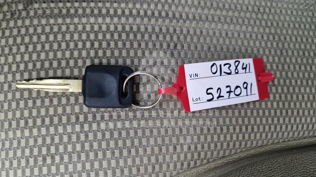 2007 Nissan Tiida — Keys — Photo 8