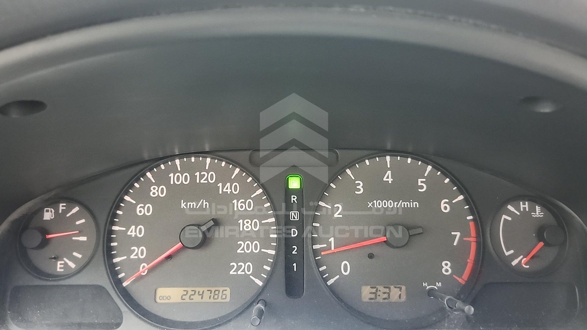 2003 NISSAN SUNNY VIN: JN1FN61S53W008582