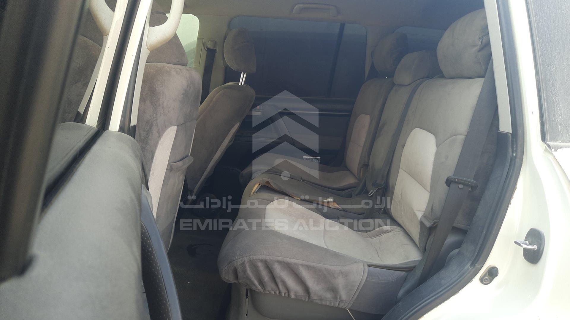 2011 TOYOTA LAND CRUISER VIN: JTMDU09J8B4032305