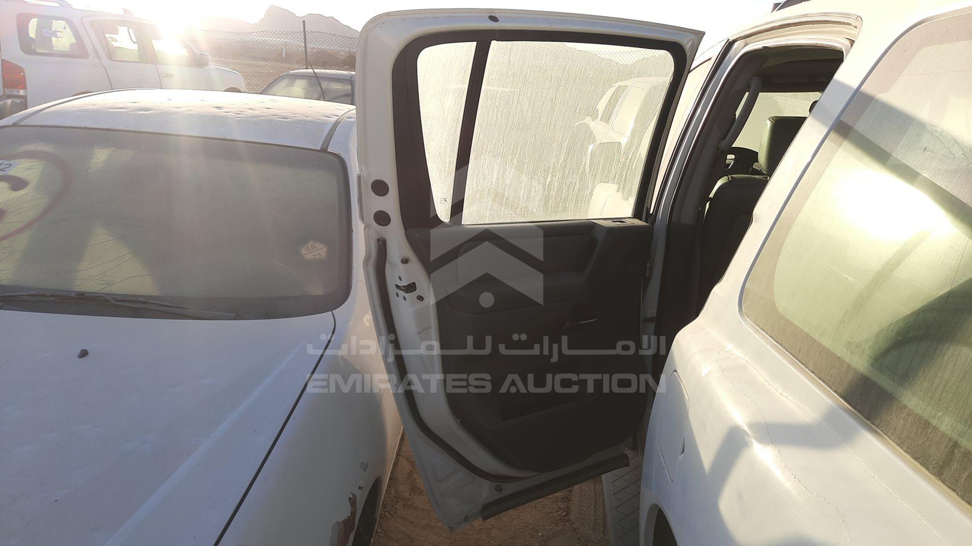 2005 NISSAN ARMADA VIN: 5N1AA08B05N729936
