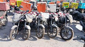 5 Motorbikes — Full Front View — Photo 1 — Thumbnail