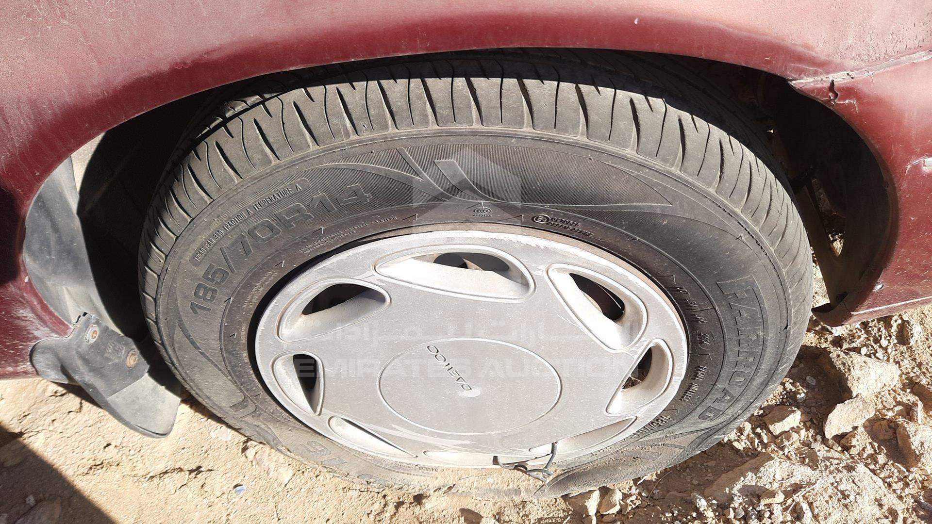 1995 DAEWOO --- VIN: KLATA19V1TB660851