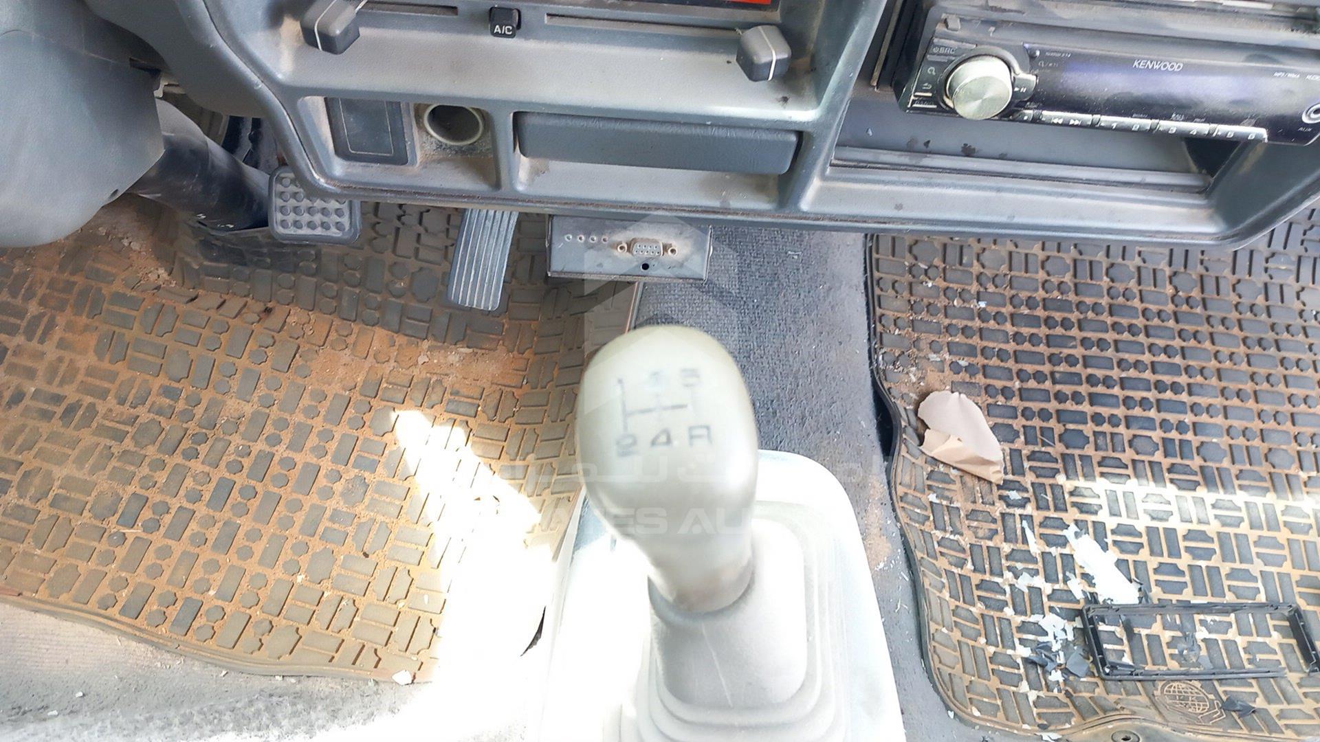 2013 MITSUBISHI L 300 VIN: JMYHNP13WDA701238