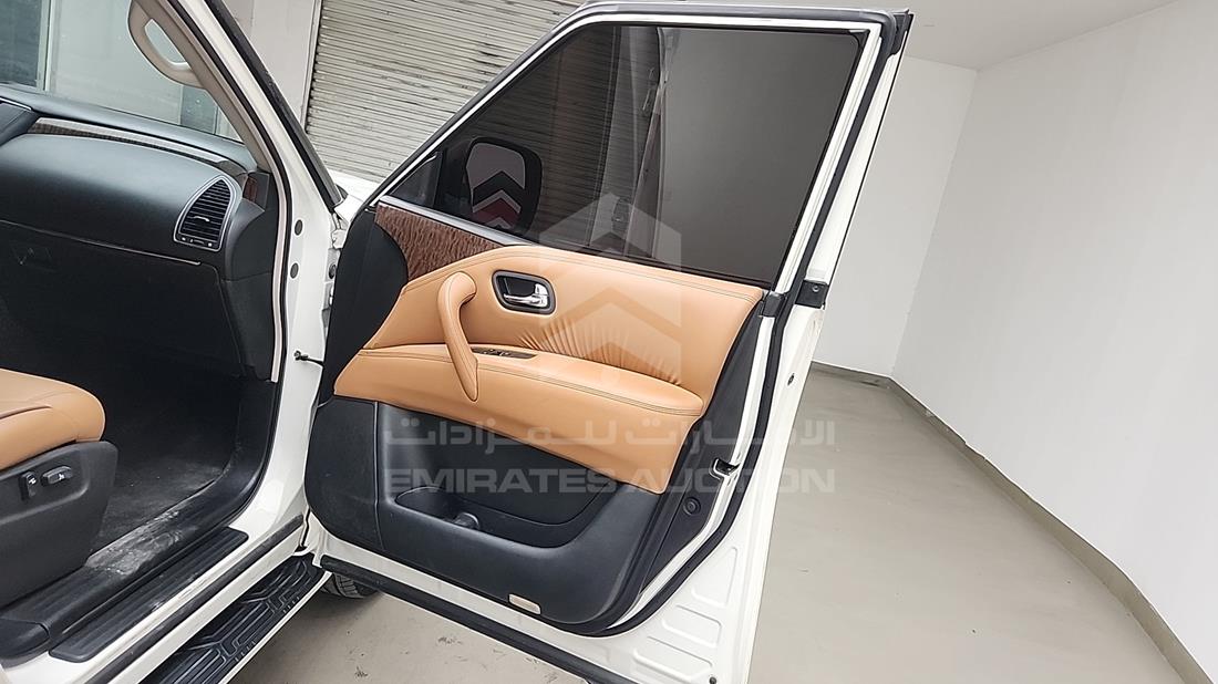 2015 Nissan Patrol — Front Right Door — Photo 31