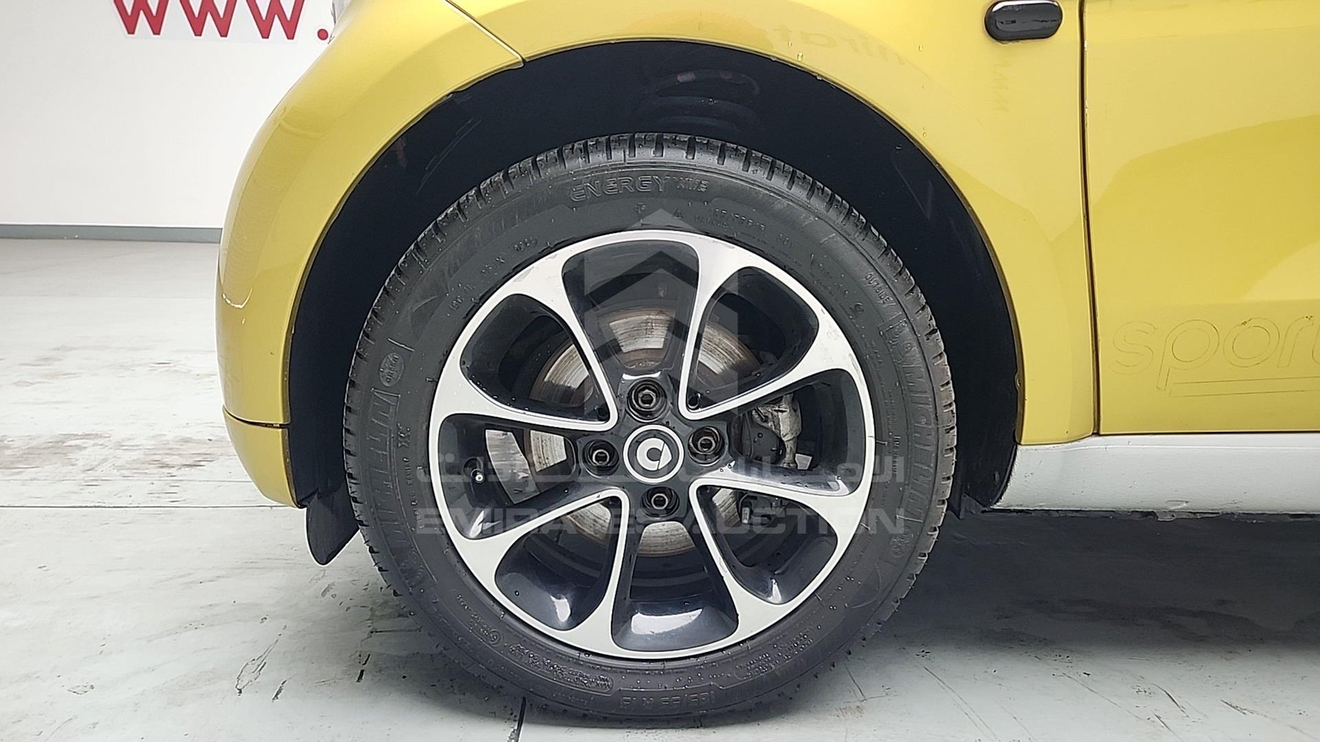 2016 SMART FORTWO VIN: WMEFJ5DA2GK071952