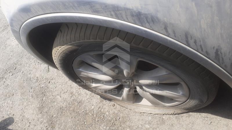 VIN: JN8AS05Y07X011244 Auction: EmiratesAuction Lot: 343623 JN8AS05Y07X011244 Infiniti FX 35 2007 SILVER Photo 33