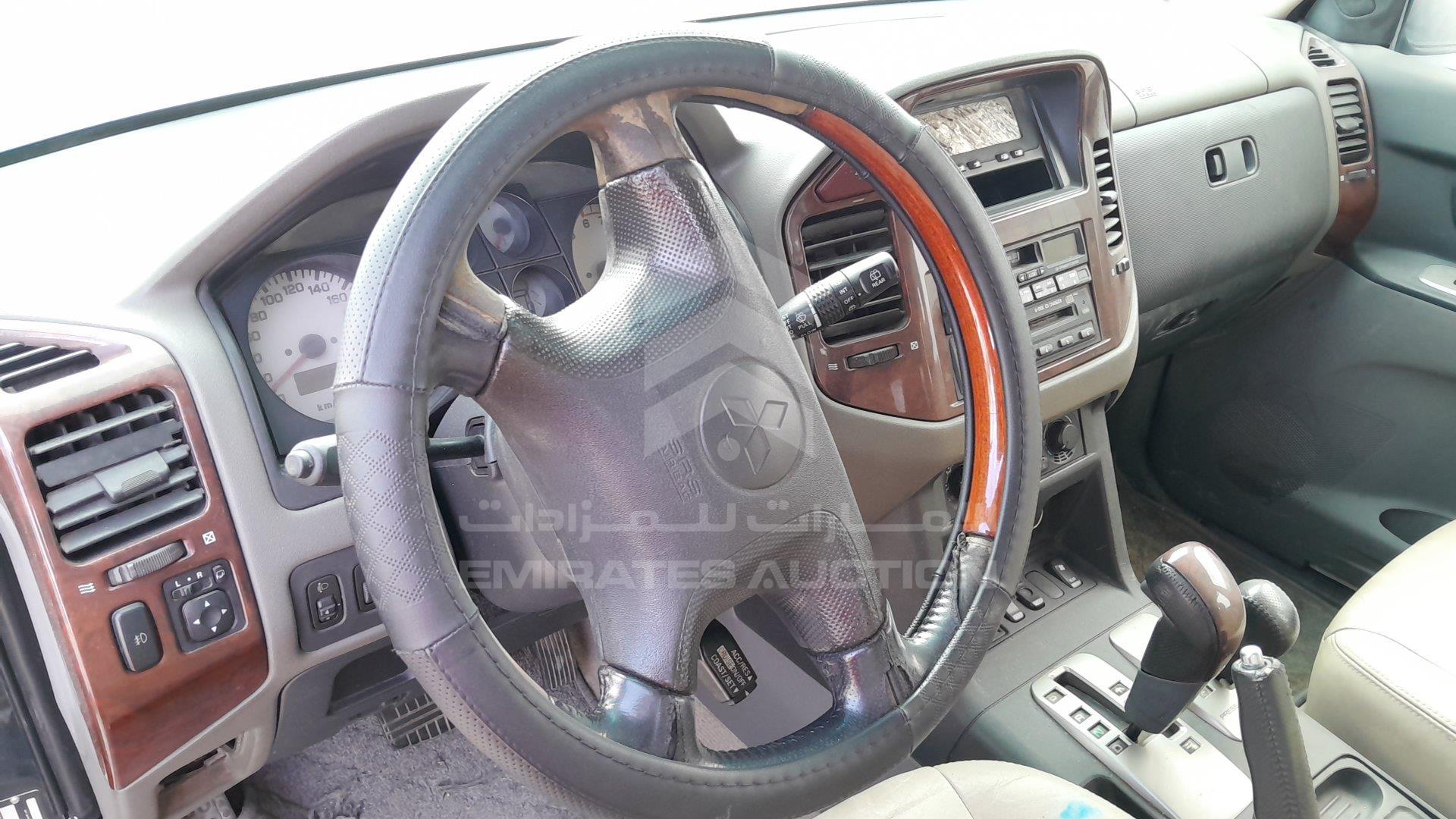 JMYLYV77W6J712049 - 2006 Mitsubishi Pajero - #undefined