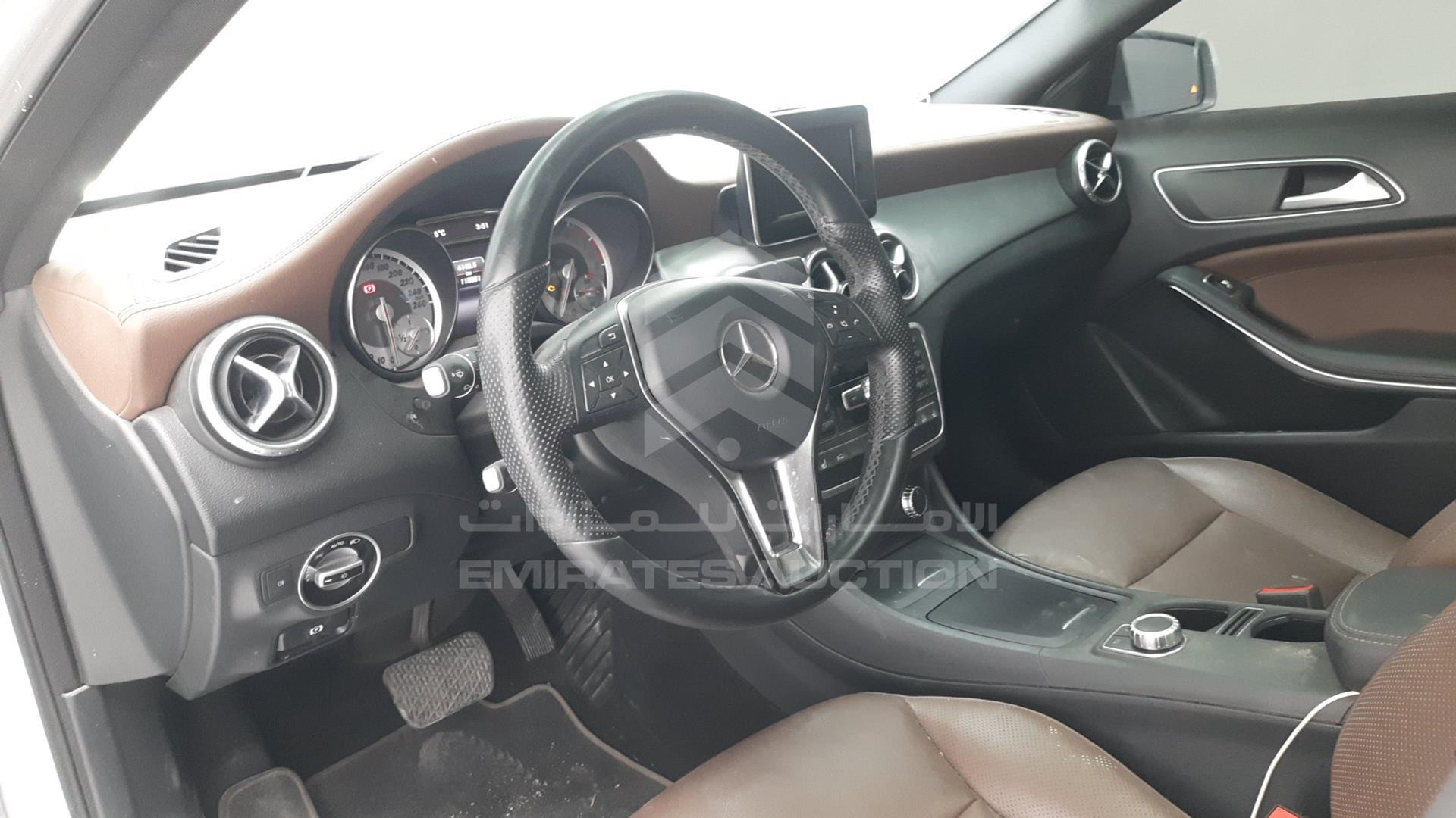 2015 MERCEDES GLA 250 VIN: WDCTG4GB3FJ138717