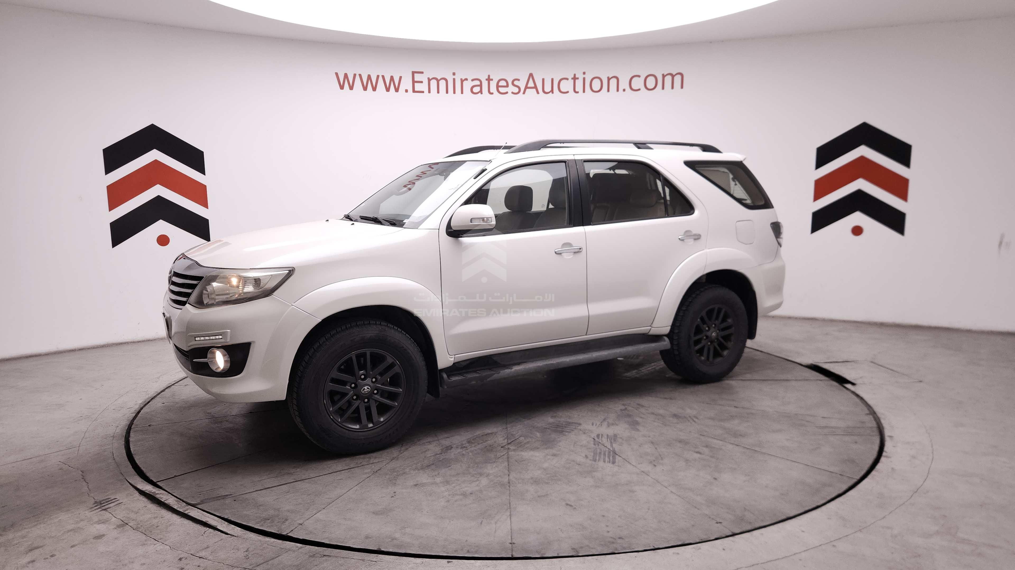 MHFYU59G0F7042614 - 2015 Toyota Fortuner - #504127