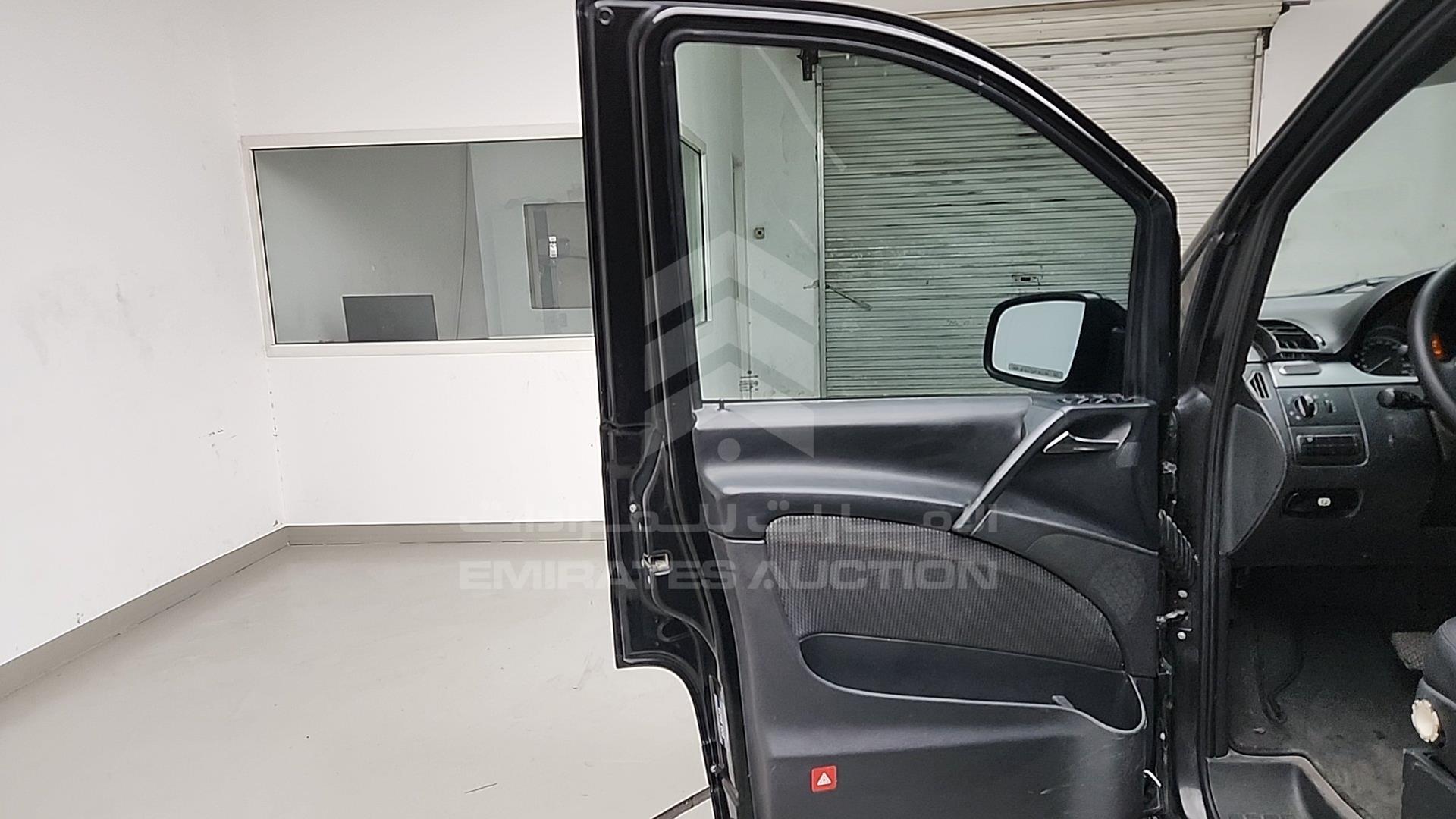 2015 MERCEDES VIANO VIN: WD4WA6A68F3900364