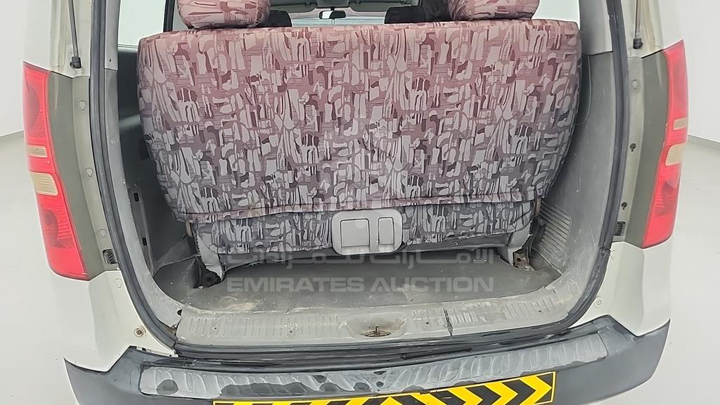 KMJWA37R1CU374704 - 2012 HYUNDAI H1 - #526410