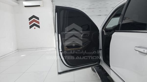 GMC Yukon 2016 1GKS27KJ9GR140897 Image 10