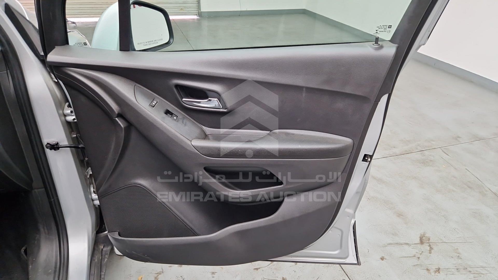 2020 CHEVROLET TRAX VIN: 3GNCJKSB2LL306166