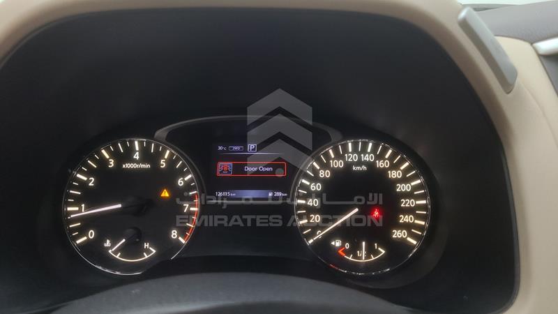 5N1DR2M53JC600144 Auction: EmiratesAuction Lot: 409004 5N1DR2M53JC600144 Nissan Pathfinder 2018 WHITE Photo 3