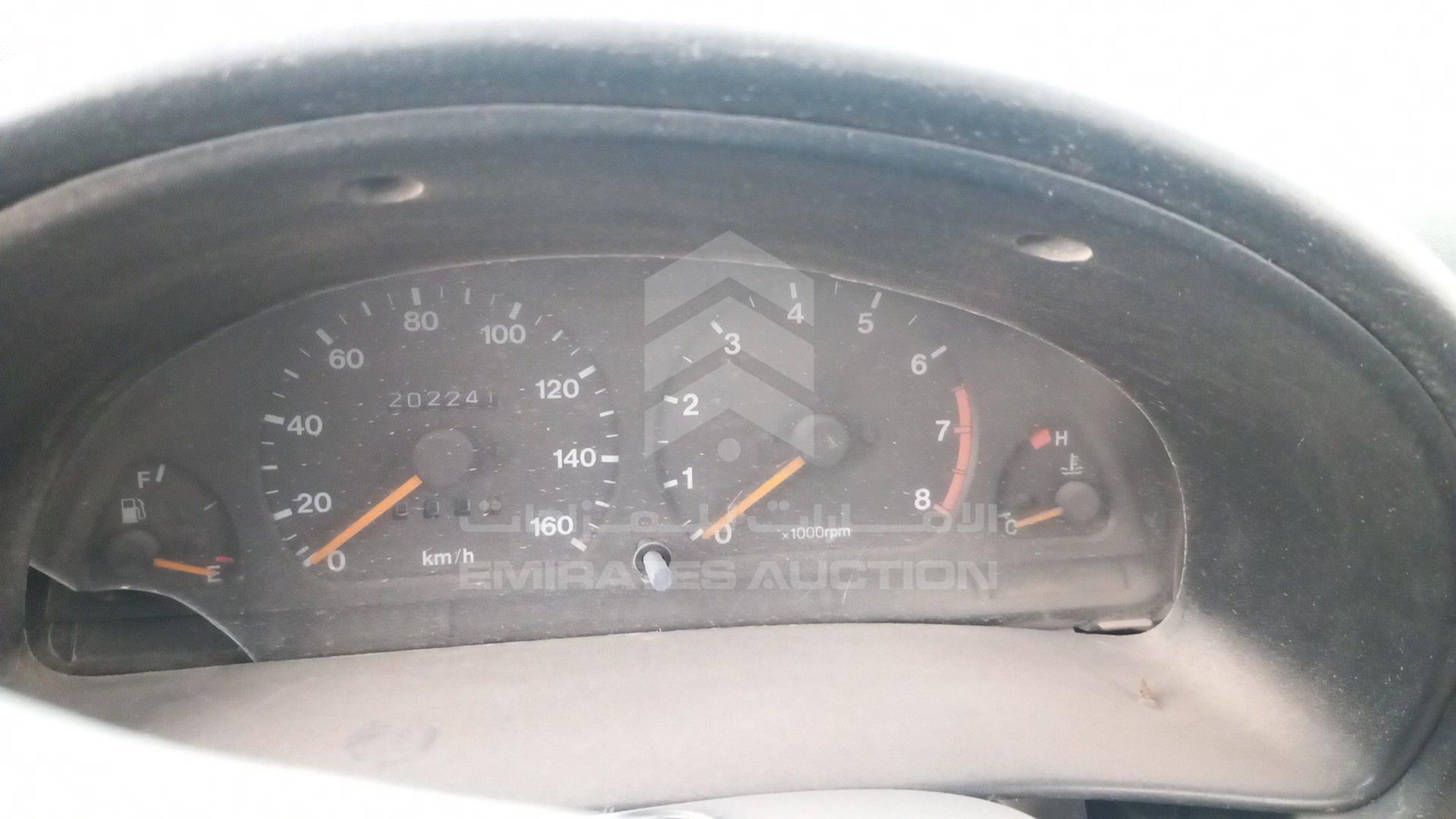 1994 SUZUKI VITARA VIN: TA11W100698