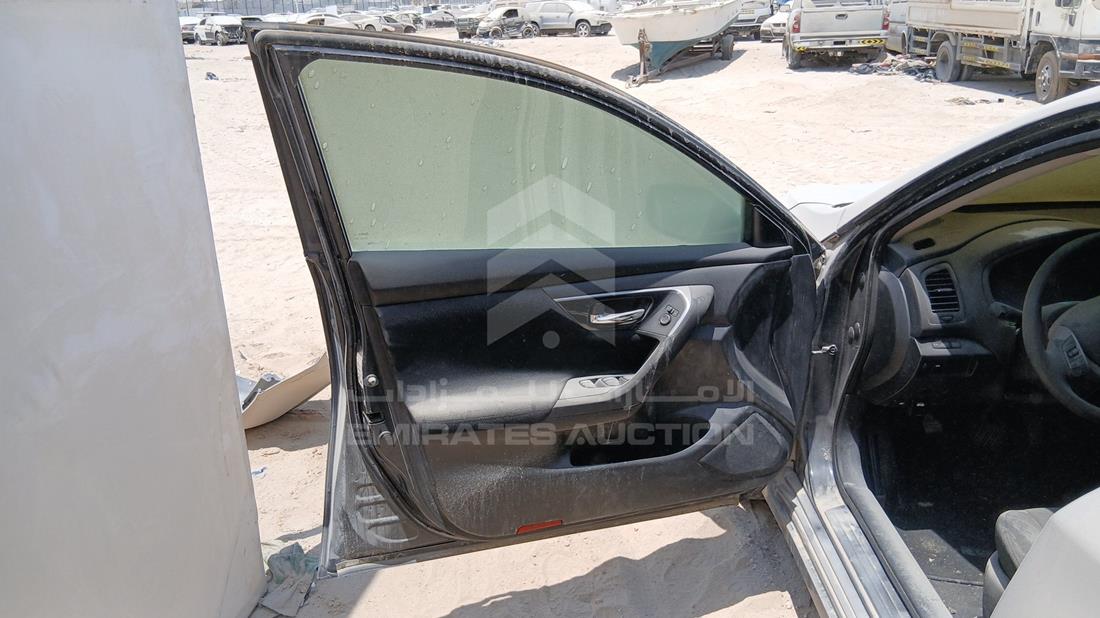 نيسان التيما 2014 — الباب الأمامي الأيسر — صورة 10
