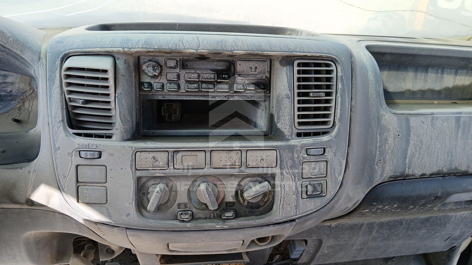 2004 NISSAN URVAN VIN: JN6FE54S74X416531