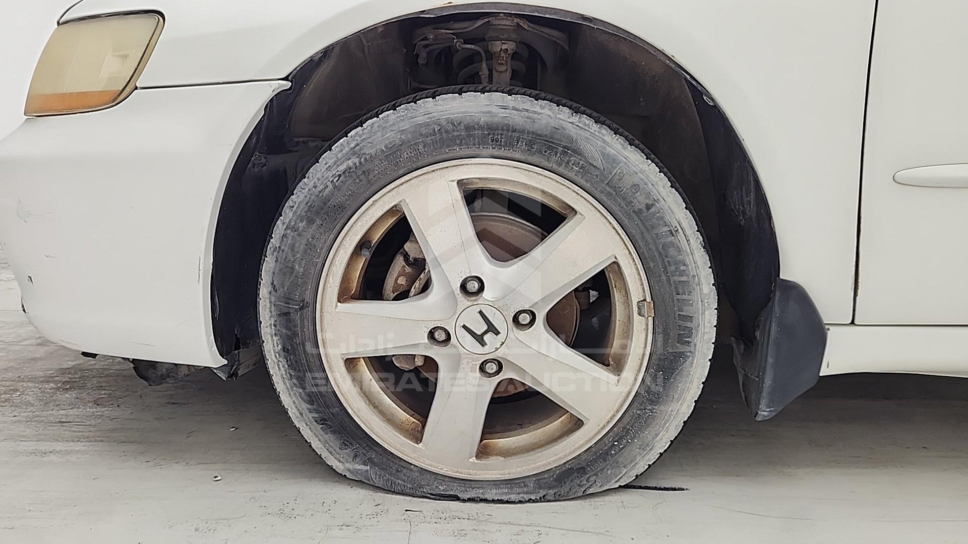 1998 HONDA ACCORD VIN: 1HGCG5656WA200748