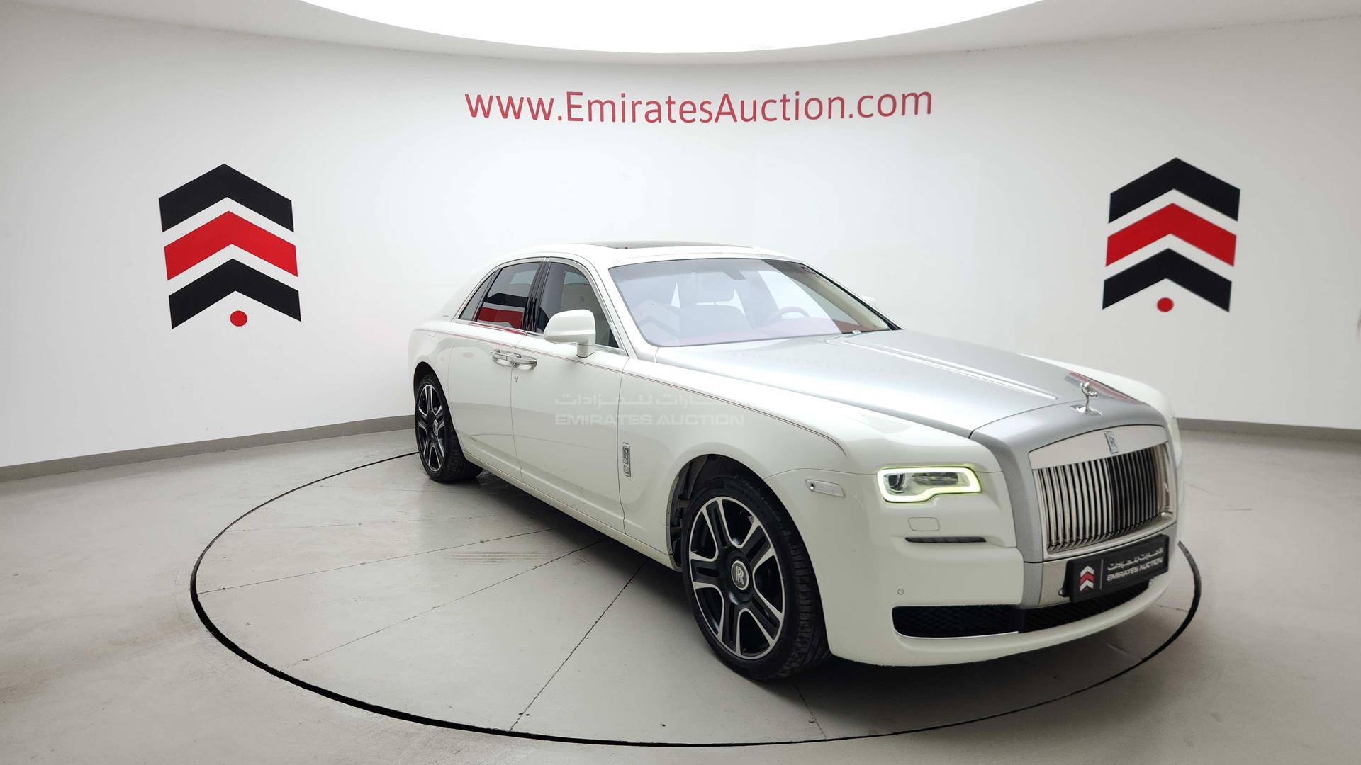 2016 ROLLS-ROYCE GHOST VIN: SCA664S09GUX41870