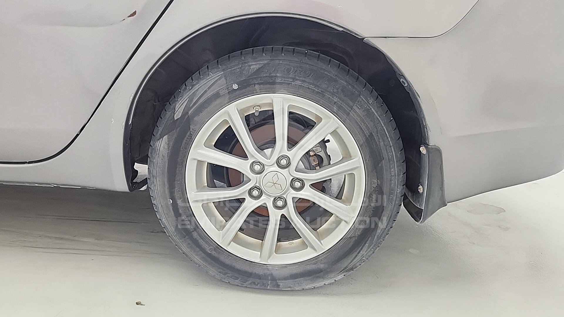 2017 MITSUBISHI LANCER EX VIN: JE3AB36A3HU708676