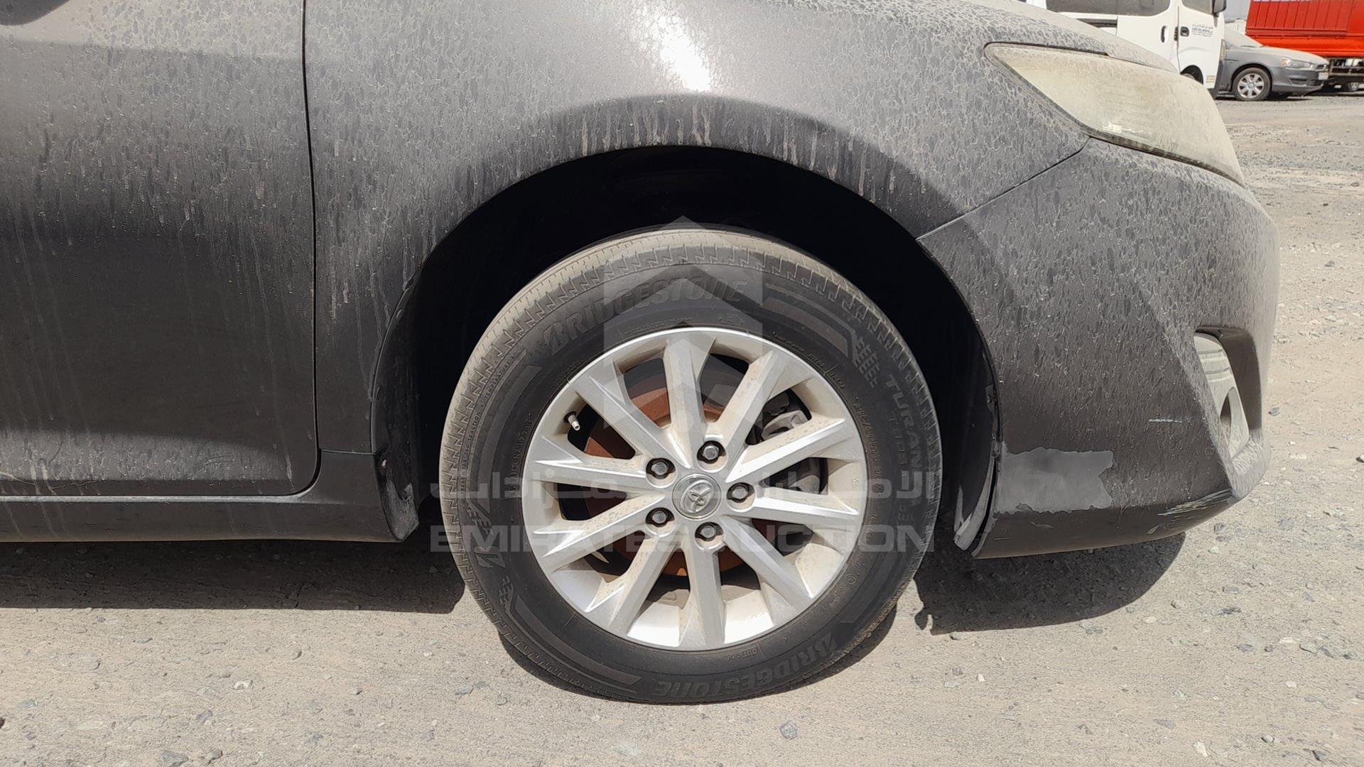 2015 TOYOTA CAMRY VIN: 6T1BF9FK4FX575612