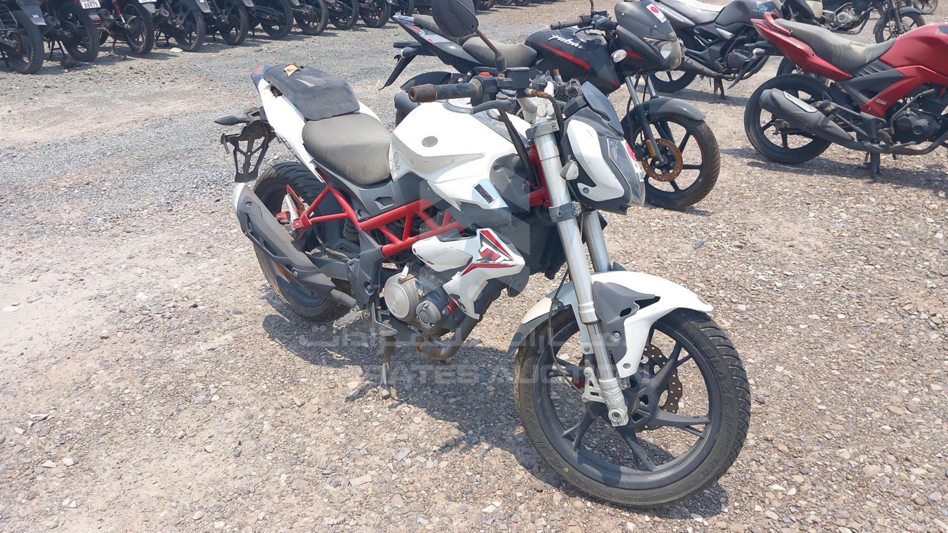 2019 BENELLI TNT 150 VIN: LBBPEKWB1KB980425