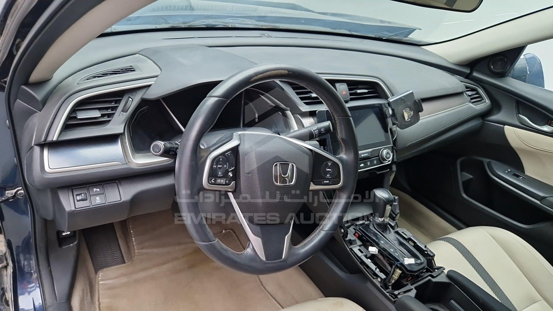 2017 HONDA CIVIC VIN: 19XFC2677HE450331
