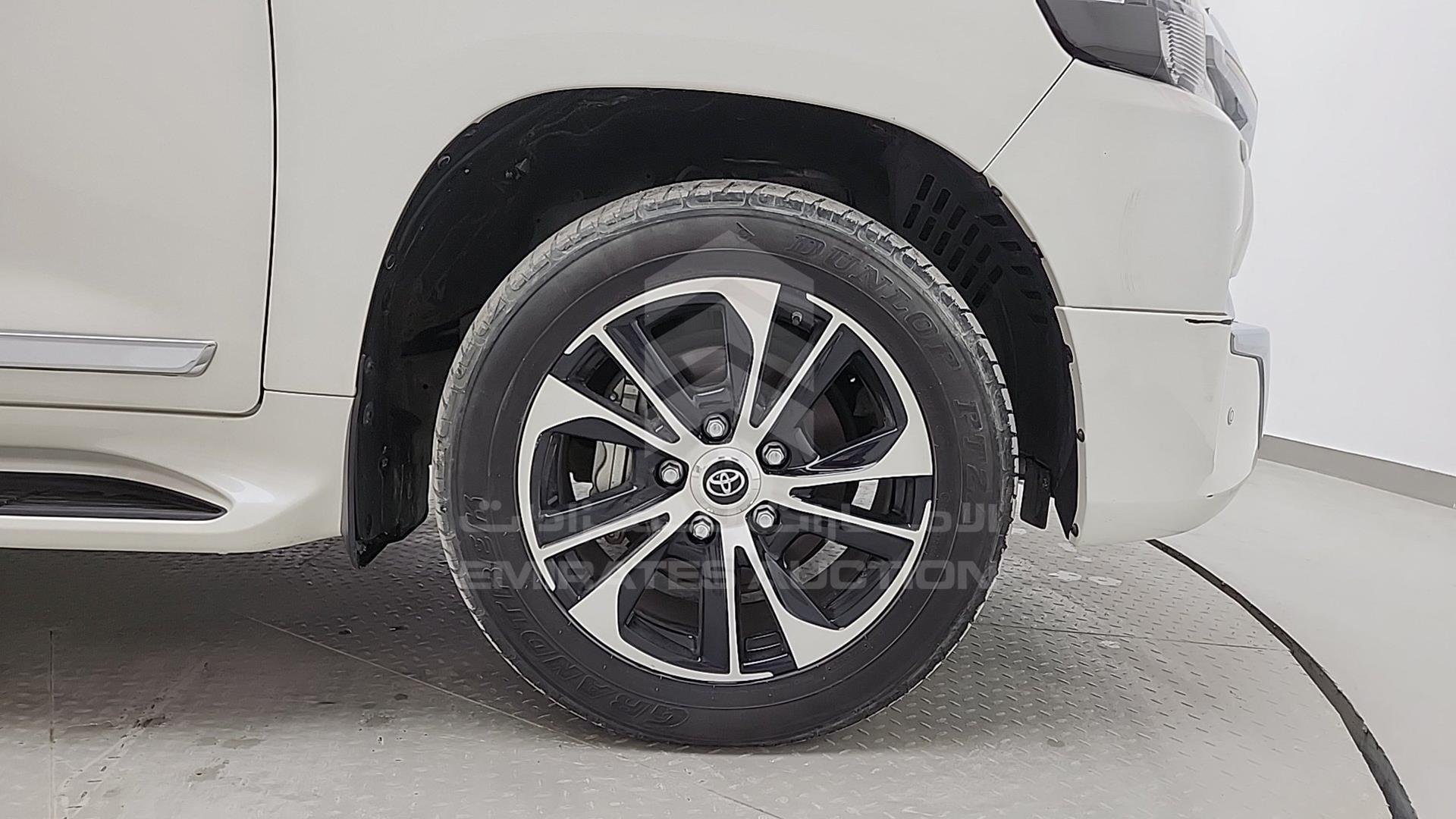 2021 TOYOTA LAND CRUISER VIN: JTMHX01J7M4225066
