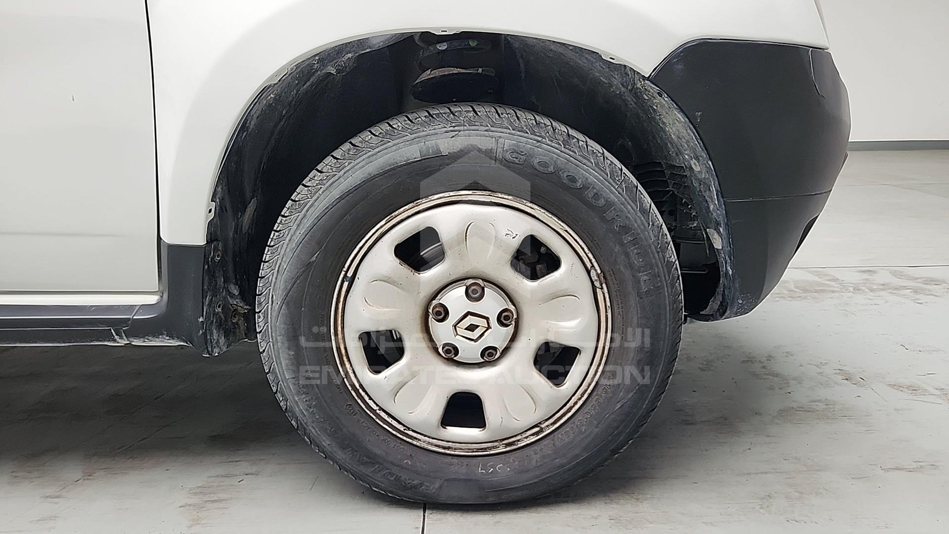 2017 RENAULT DUSTER VIN: VF1HSRGJ8HA529118