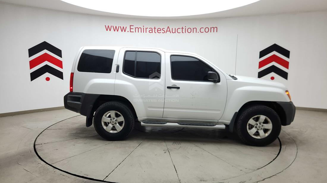 2012 Nissan Xterra — Right Full View — Photo 34