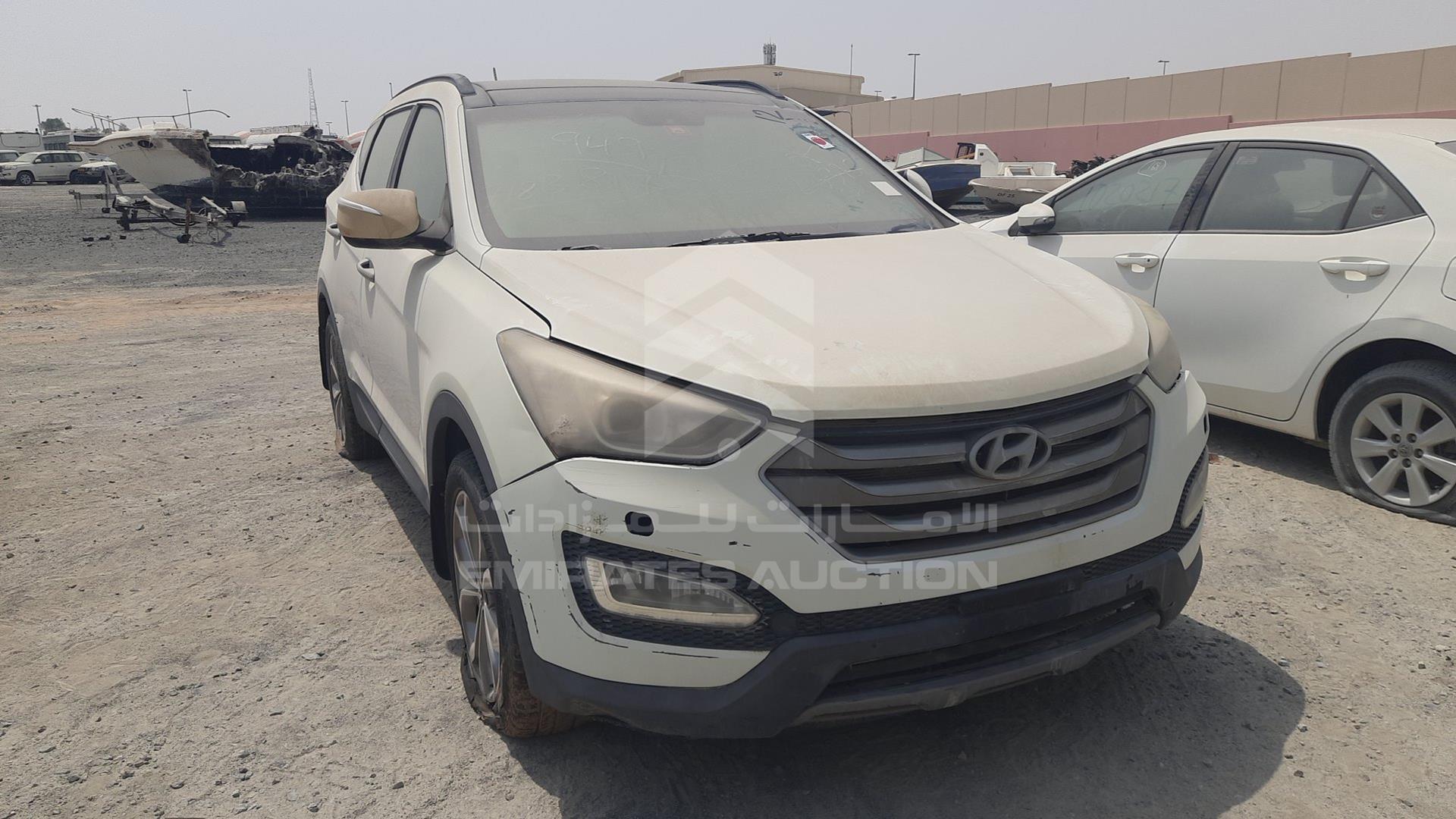 2014 HYUNDAI SANTA FE VIN: KMHSU81E4DU073033